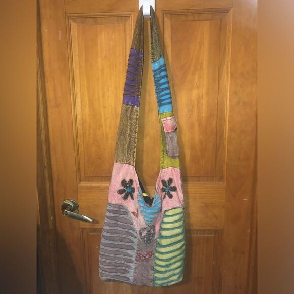 376. Bohemian hippie style Colorful peace sign & daisies Patchwork Shoulder Bag - Picture 1 of 10